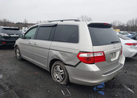 2005 Honda Odyssey Ex-L z USA, uszkodzony, nr VIN 5FNRL38705B008917